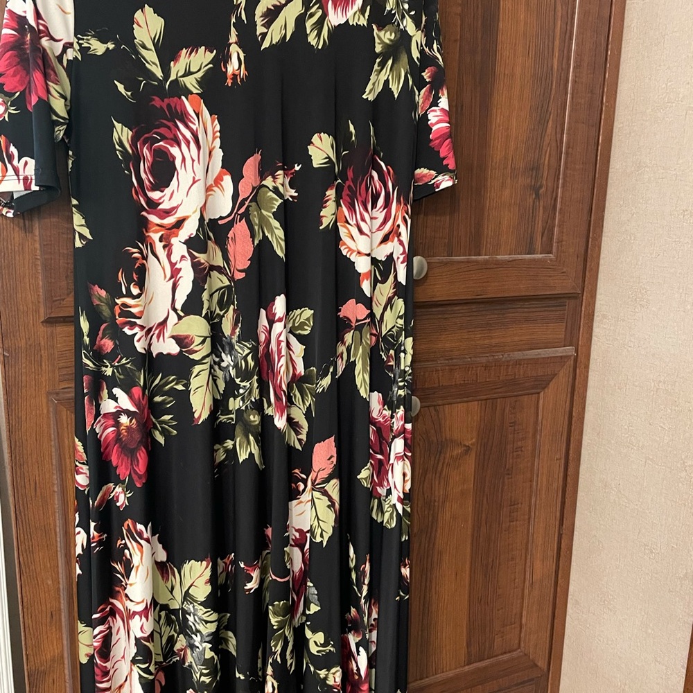Super cute high low dress